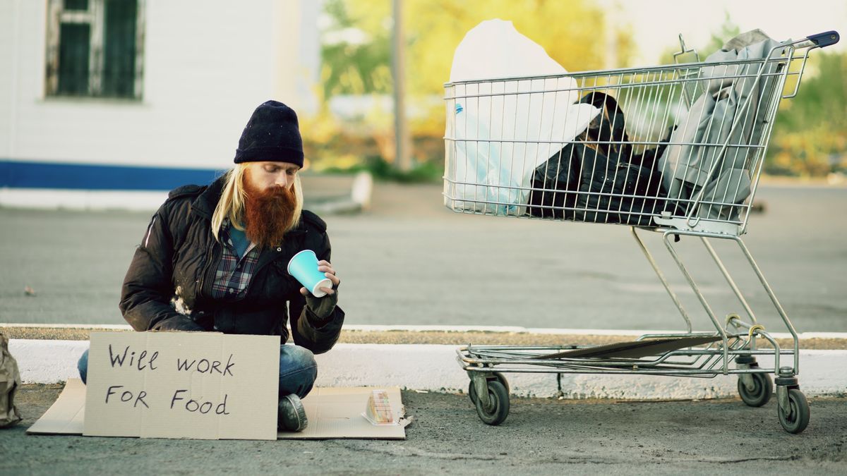 Financial Loneliness: When the Cost of Living Kills Your Social Life