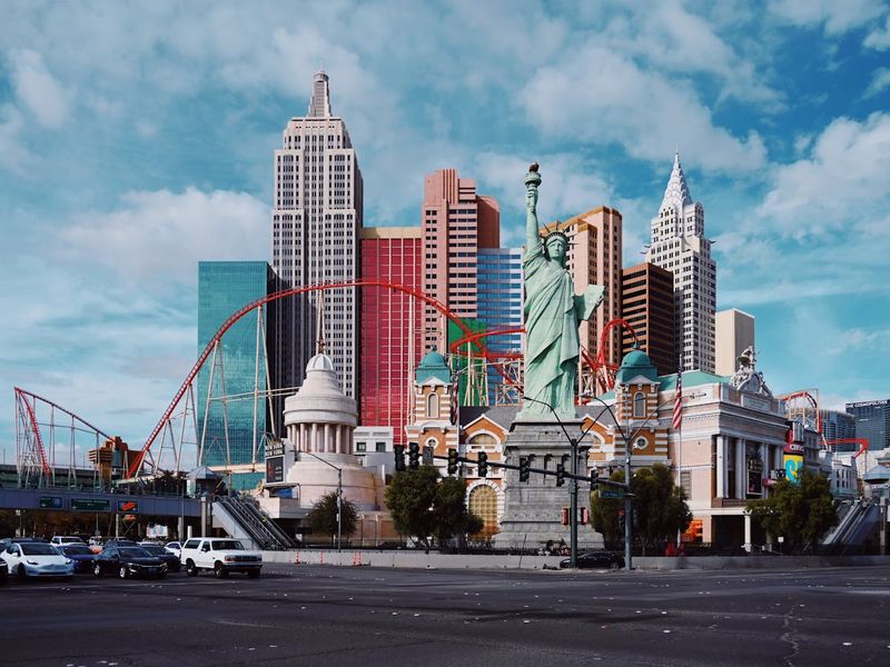 Why Making Friends in a New City Is a Skill, Not Luck