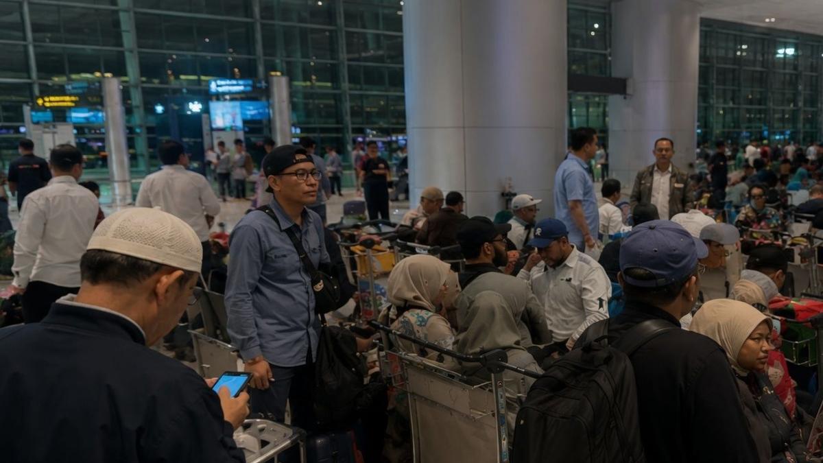 Puluhan Calon Jemaah Umrah Dilaporkan Mengalami Penundaan Keberangkatan di Bandara Soekarno-Hatta