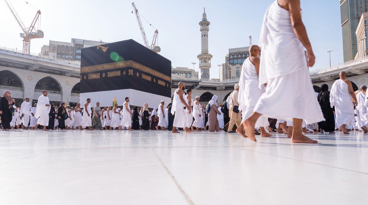 Konflik Timur Tengah Memanas, DPR Minta Jemaah Haji dan Umrah Pertimbangkan Keberangkatan