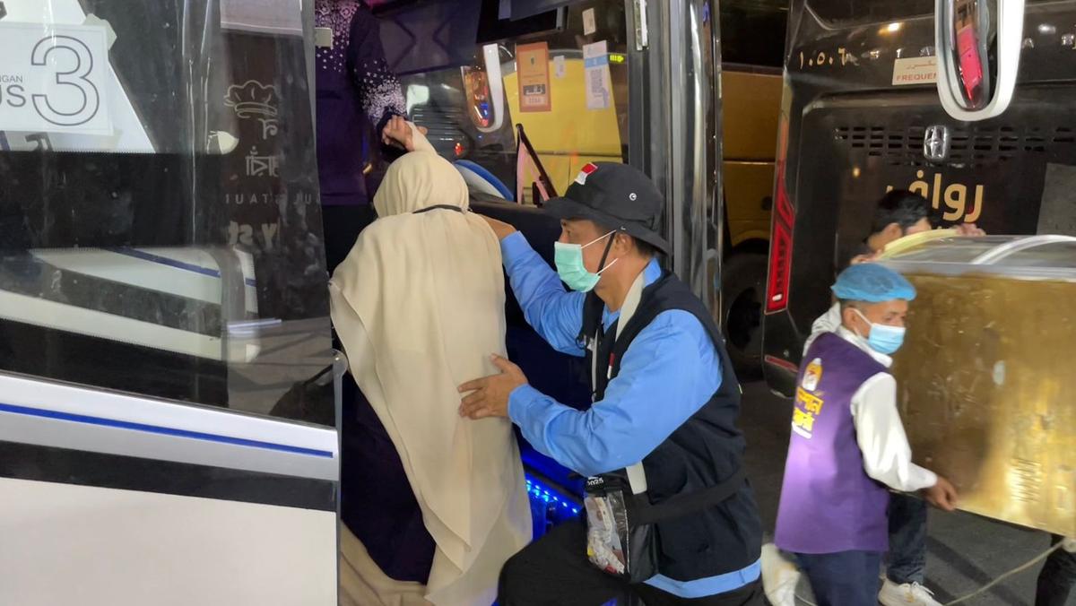 Keberangkatan 422 Jemaah Asal Banjarmasin Awali Fase Pemulangan dari Madinah