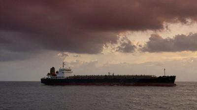 Tiga Tanker Terkena Ranjau Laut di Selat Hormuz, Iran Konfirmasi Insiden