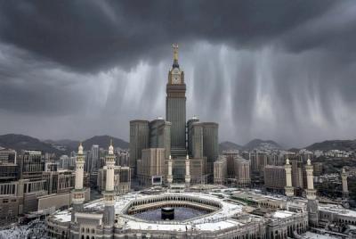 Prakiraan Cuaca Mekkah dan Madinah November 2026: Hujan di Atas Normal
