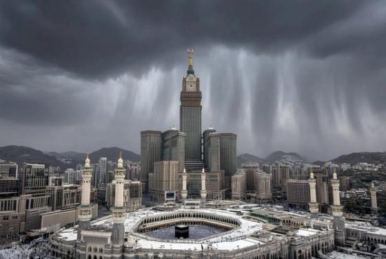 Prakiraan Cuaca Mekkah dan Madinah November 2026: Hujan di Atas Normal