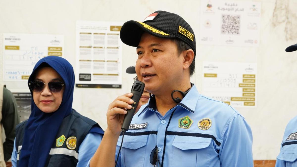 Dua Kloter Tertunda Terbang Imbas Eskalasi Timur Tengah, Dirjen PHU: Jemaah Aman di Jeddah