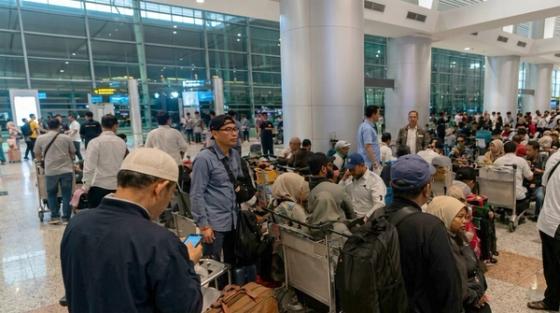 95 Jemaah Umrah Jawa Barat Dilaporkan Terdampak Erupsi Anak Krakatau