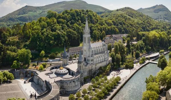 Pellegrinaggio a Lourdes