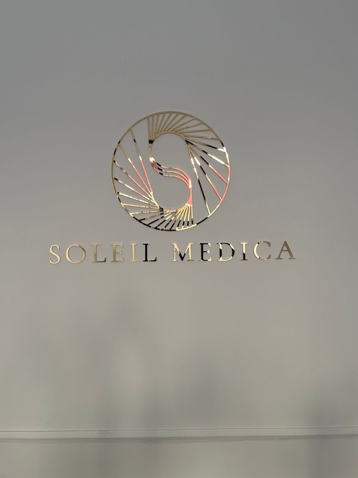 SOLEIL MEDICA logo