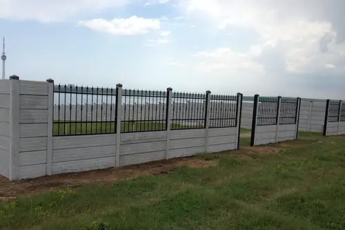 Gardurile prefabricate din beton – solutia perfecta pentru imprejmuirea curtilor