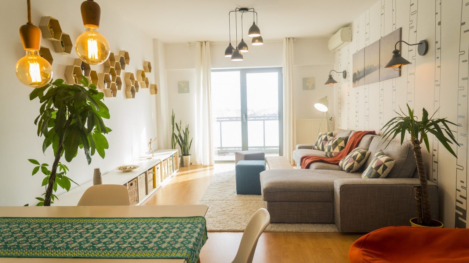 Current Layout in a 3-Bedroom Bucharest Apartment