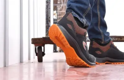 When and Why to Choose Metal-Free Work Shoes?