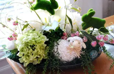 Original Floral Arrangements for Easter