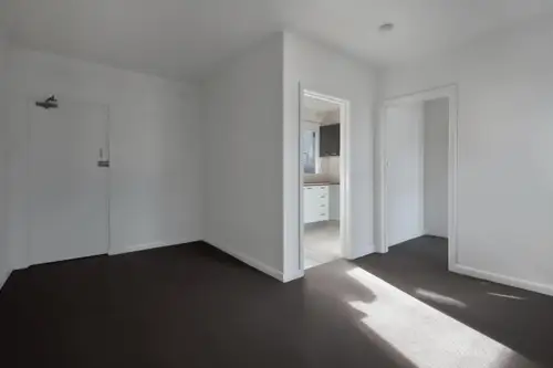 Cum să amenajezi un living mic pentru a părea mai mare