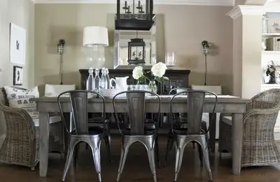 Metal Chairs: Inspiration for an Industrial Style Decor