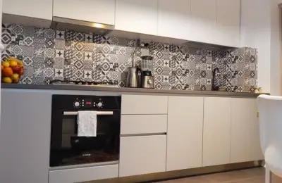 Functional and Comfortable in a 3-Bedroom Apartment in Craiova