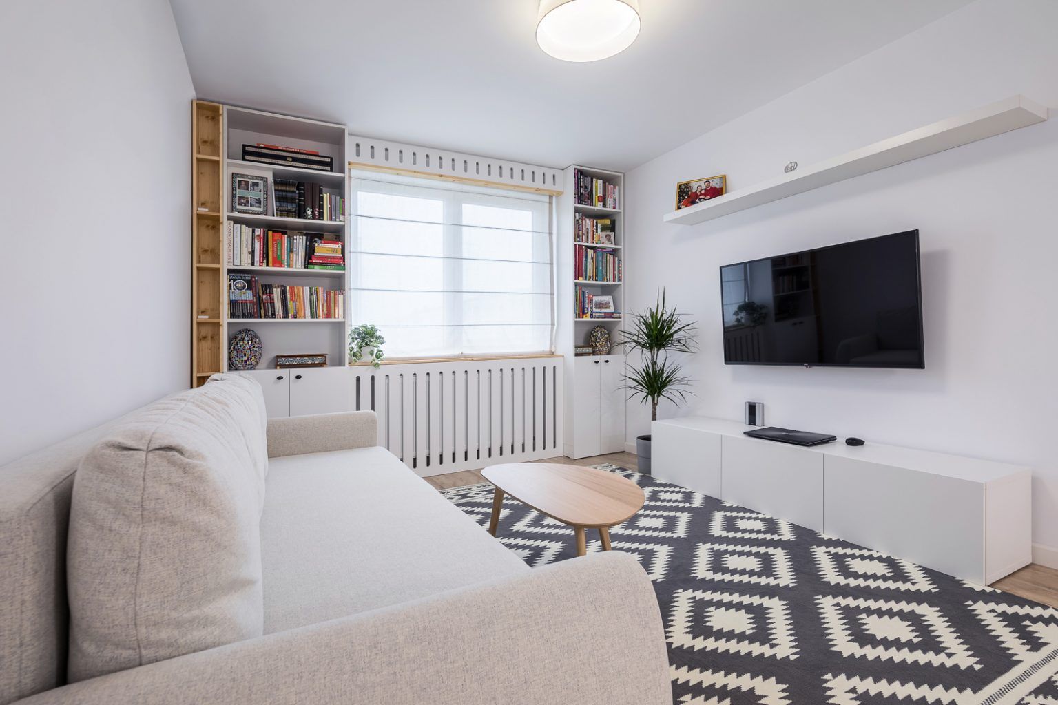 Modern 3-Bedroom Apartment: Memories of a Seaside Vacation