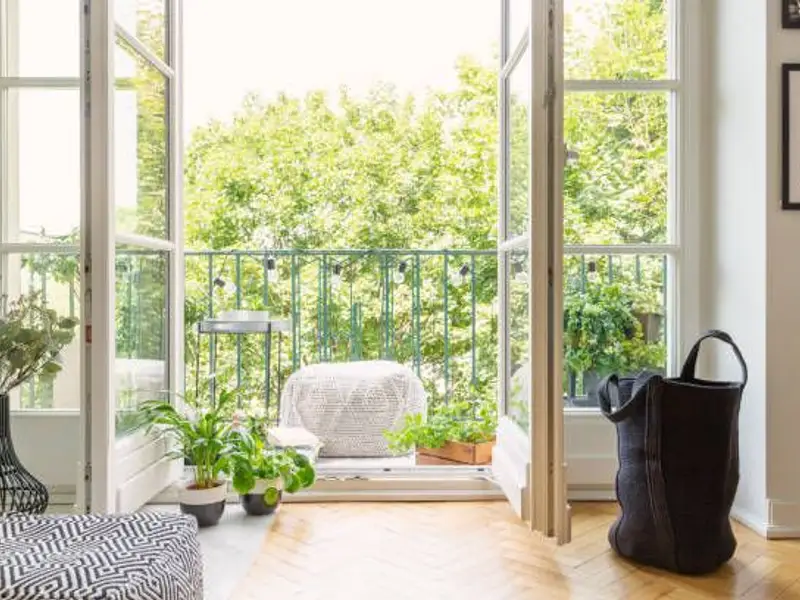 Trucuri simple și rapide privind amenajarea unui balcon deschis