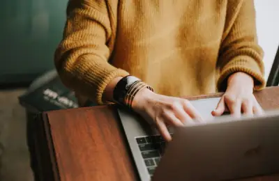 The Advantages of Online Casino Games from Home vs. Casinos