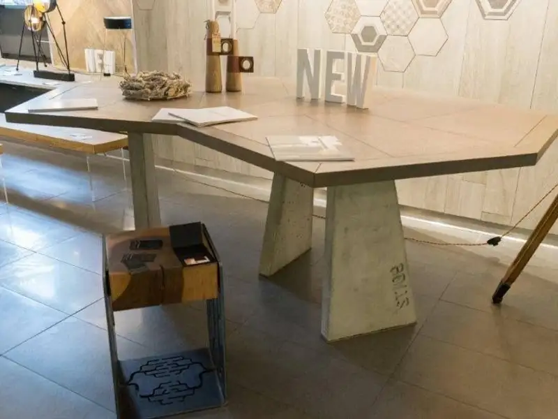 Design romanesc: mese inedite create de echipa de la Interiology