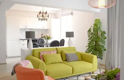 Elegant 3-Bedroom Apartment in Bucharest with Tasteful Design