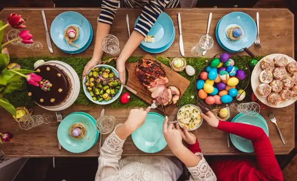 Tips Tricks pentru amenajarea zonei de dining de Paști