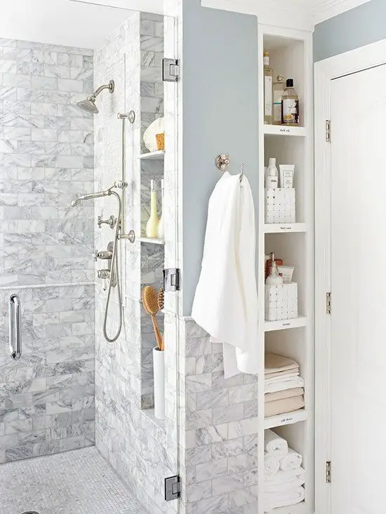 How to Be Happier with a Small Bathroom