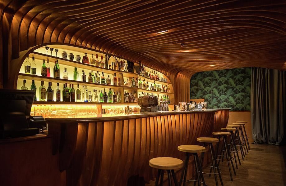 Barul Paradiso din Barcelona: o poveste a designului fascinant