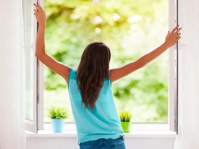 Idei DIY pentru a te bucura de răcoare în casă vara