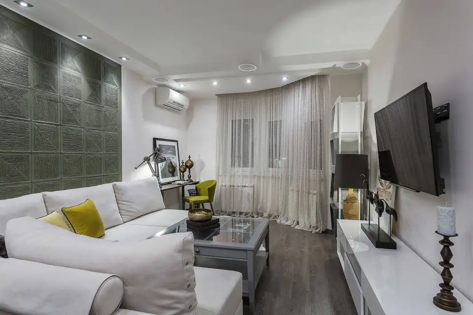 Design contemporan conturat in 70 mp