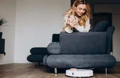 Smart Apartments: Technologies to Make Your Life Easier. Intelligent Systems for Security, Lighting and Appliances