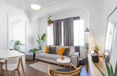 Preserving the Memory of an Era in a 60 sq m Apartment
