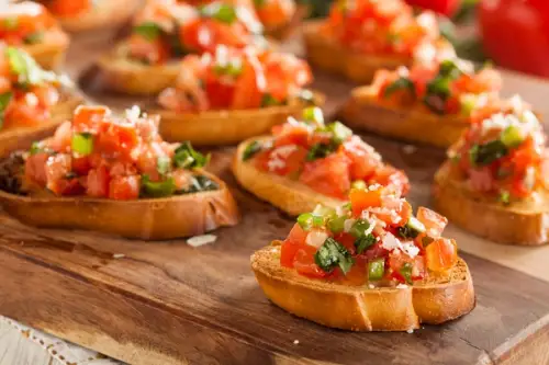 Aperitive picante vegane, gustări ușoare și pline de savoare