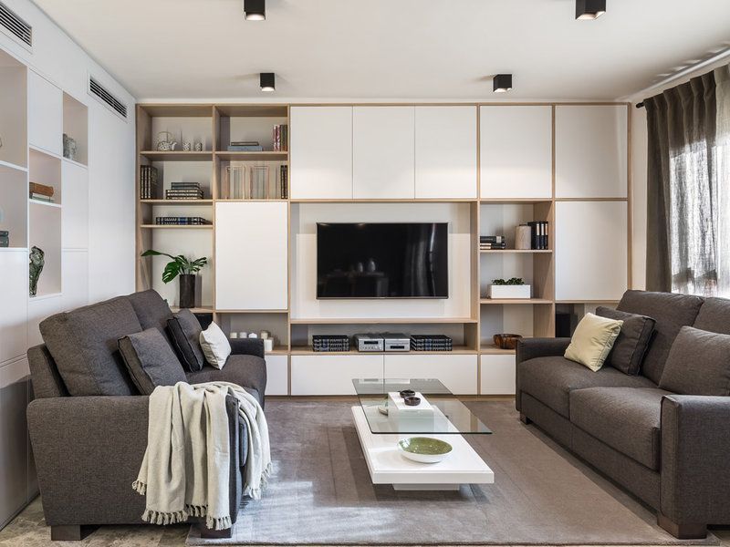 Order and Simplicity for a 100 sq m Apartment