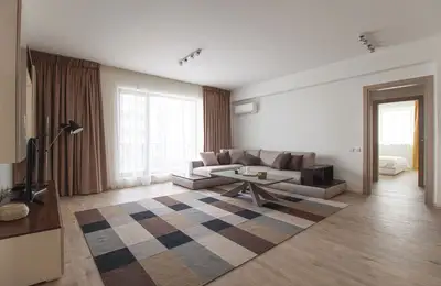 Choosing Curtains and Drapes for a Harmonious Interior Design