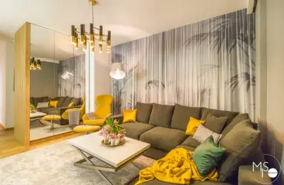Bright 3-Bedroom Apartment with Contemporary Scandinavian Style