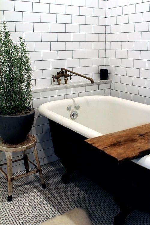 12 Vintage Bathroom Designs for Your Home