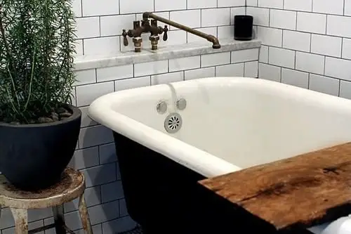 12 modele de bai vintage pentru casa ta
