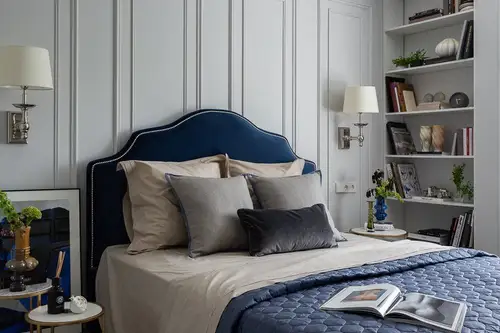 Apartament de 2 camere amenajat in stil parizian Influente decor clasic intr-o compartimentare moderna
