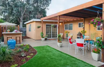 Courtyard Makeovers: 11 Examples Before & After Photos