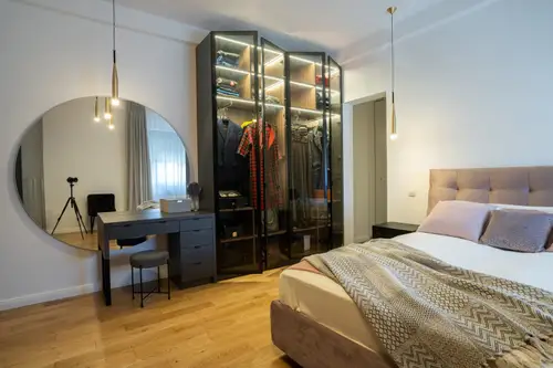 Amenajare moderna apartament 100 mp intr-un bloc interbelic