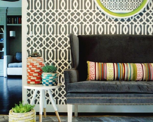 Geometry in Living Models of Interior Design