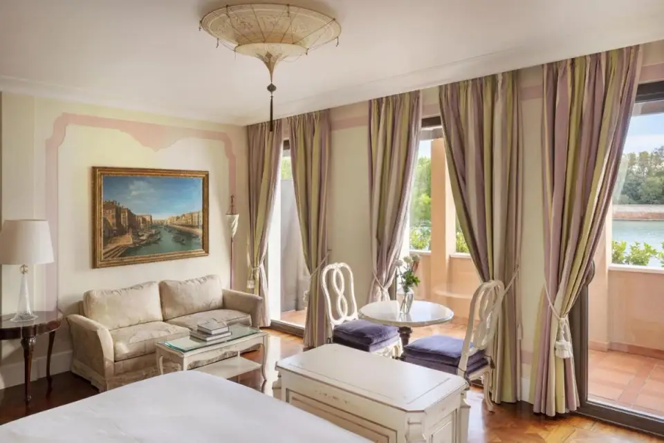 Hoteluri cu tematică istorică: O călătorie în timp prin intermediul lor