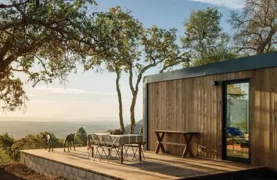 The Magnificent Home of an Octogenarian Painter in California