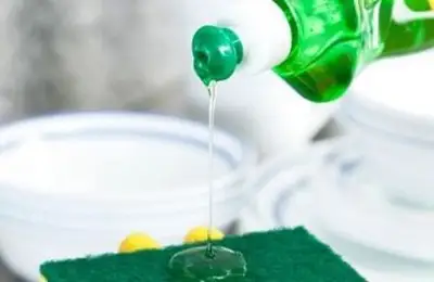 5 New Uses for Dish Soap