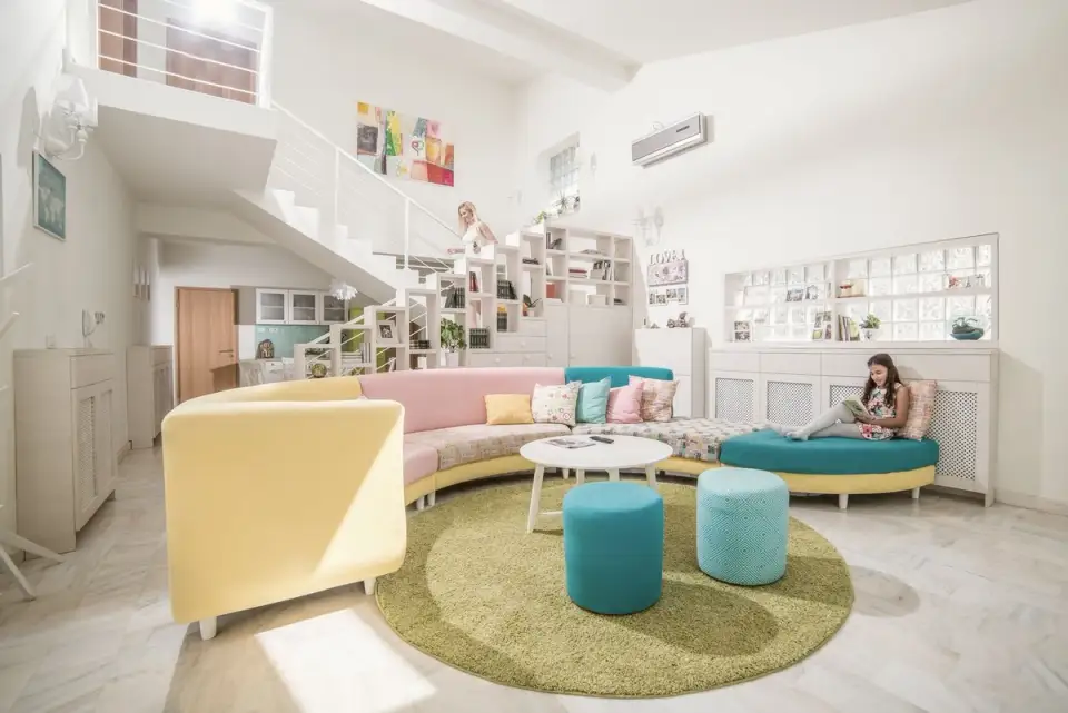 Casa din Arad cu un interior luminos si primitor