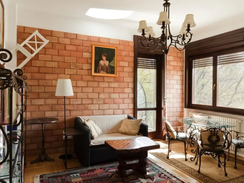 Renovarea unui apartament dintr-un imobil de patrimoniu sau cum sa pastrezi memoria unei epoci