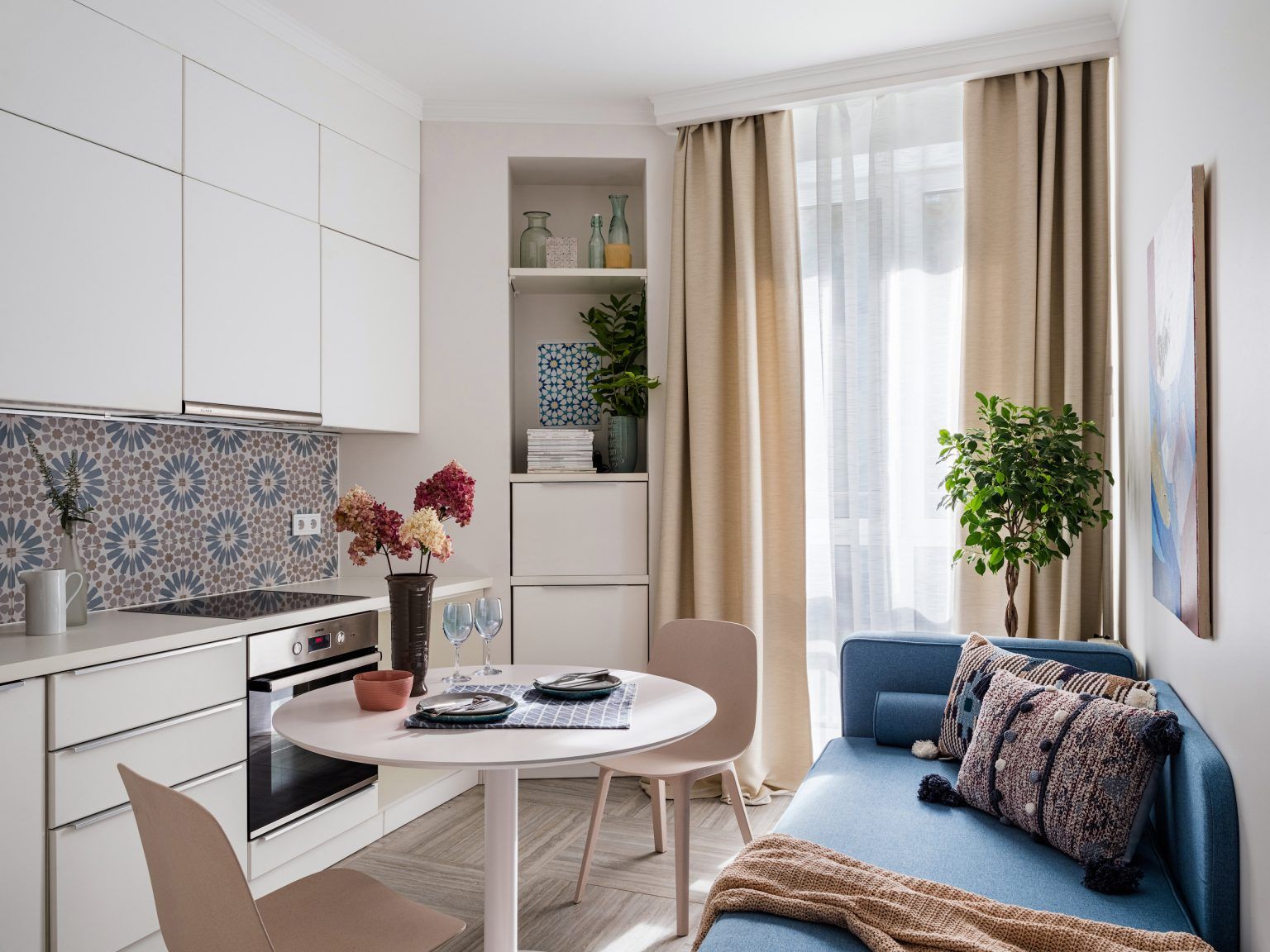 Functionalitate si rafinament in amenajarea unui apartament de 39 mp
