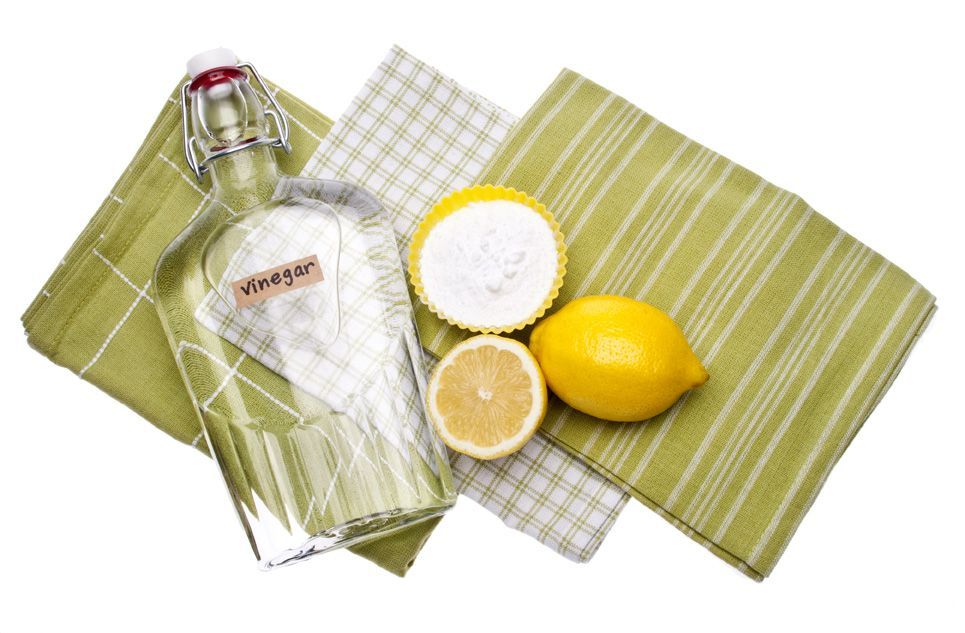 5 Natural Cleaning Solutions for Your Home