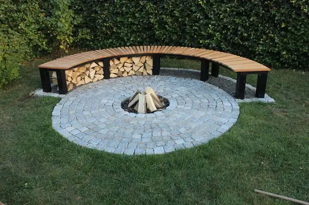 DIY: semineu cu bancuta pentru gradina