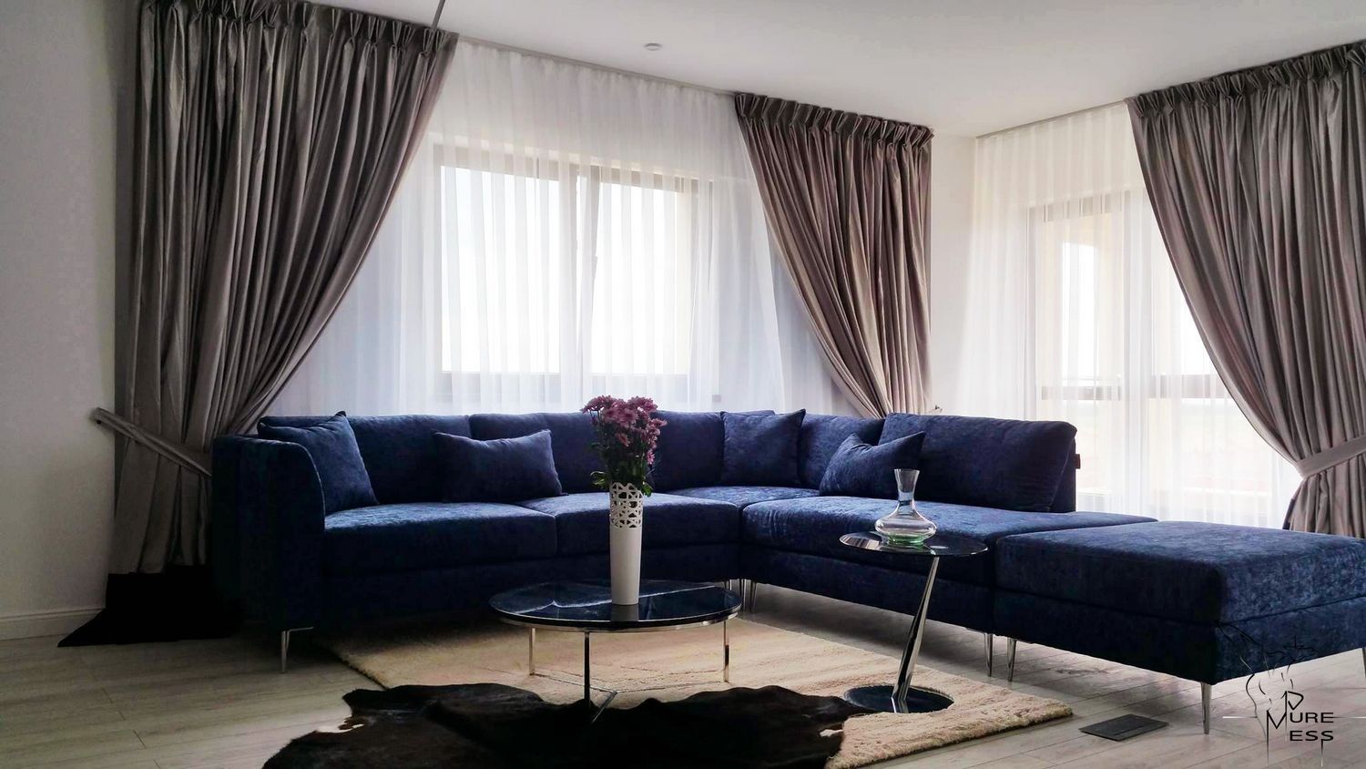 Art Deco Inspiration in a Remarkable Contemporary Design